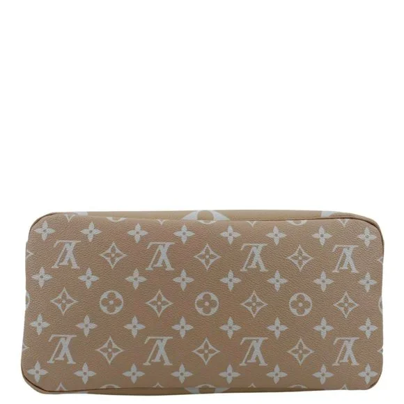 LOUIS VUITTON  Neverfull MM By The Pool Monogram Giant Tote Bag Brume - Picture 8 of 13